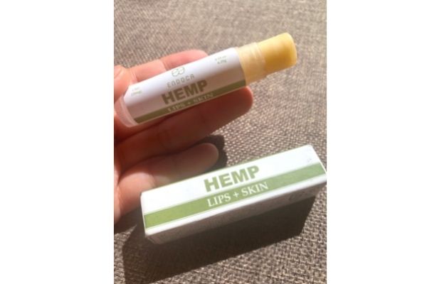 add-cbd-lipstick